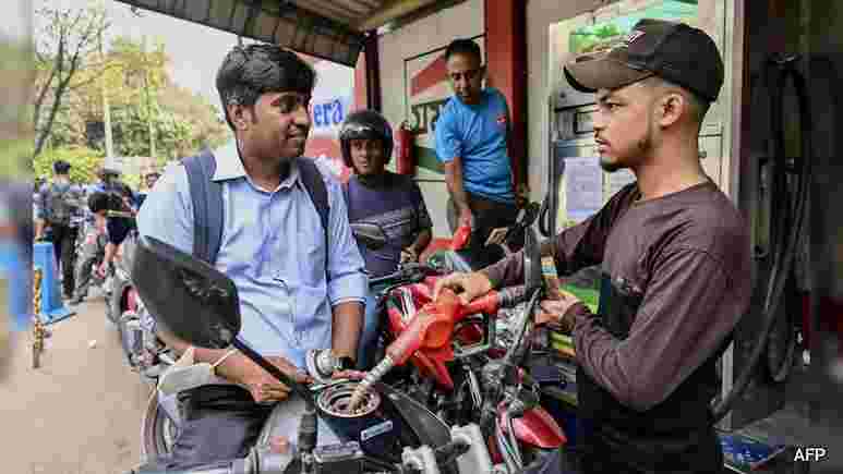 پیٖٹھ ڈیزلٕچ مزید ترسیٖل، بنگلہ دیشس میلہھ ۵ ساس ٹن ایندھن